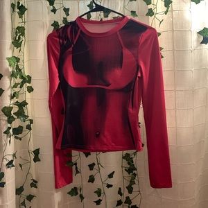 i’m selling my shirt.